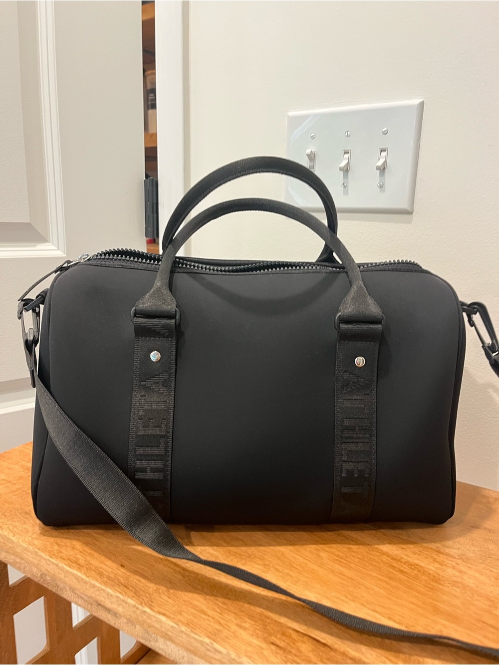 Athleta Diem Speedster in black - Picture 4 of 8